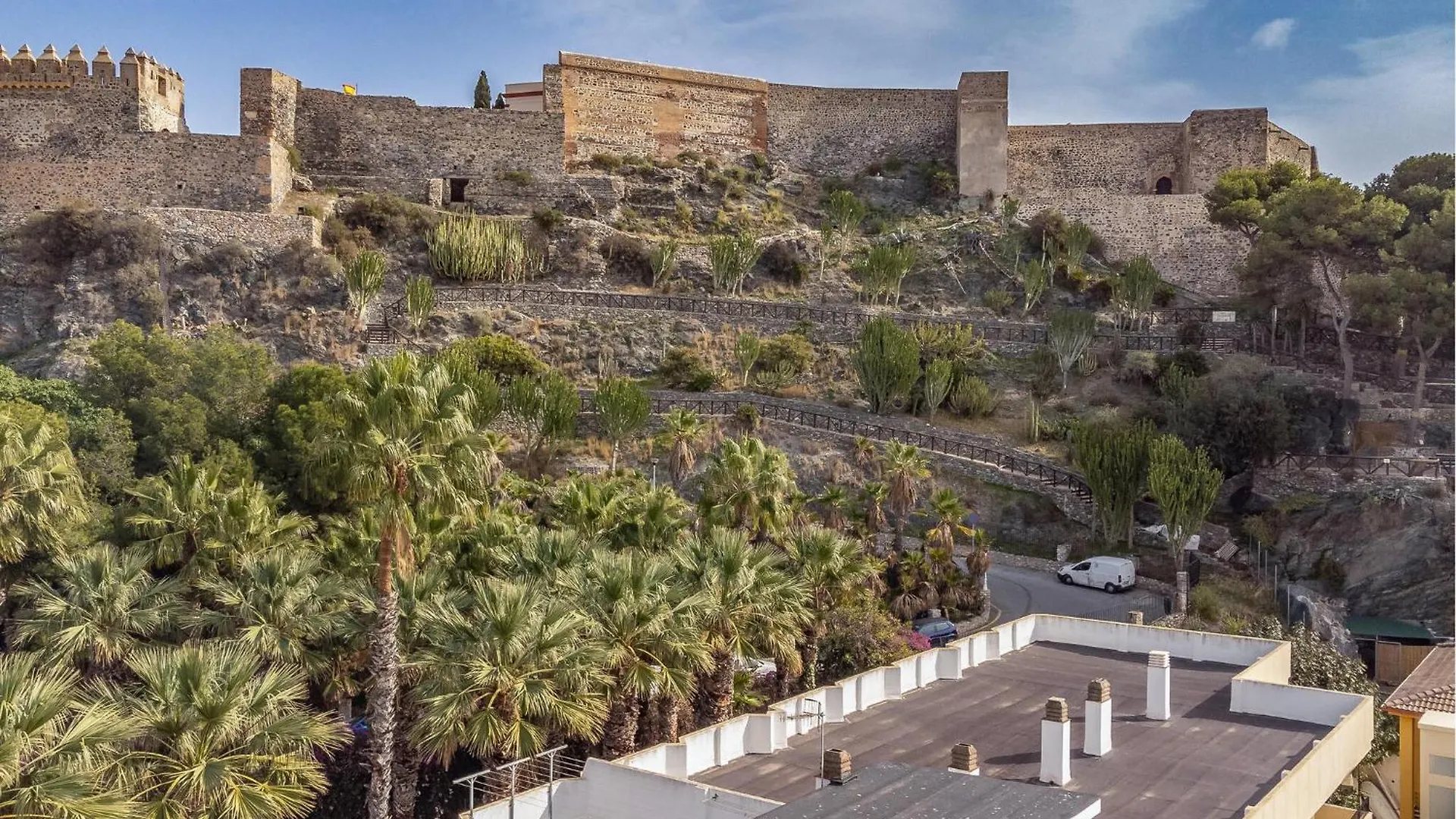 Lovely Apartment In Almunecar With Kitchen Spain