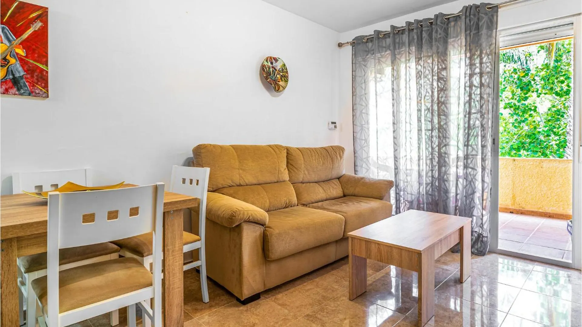 Lovely Apartment In Almunecar With Kitchen